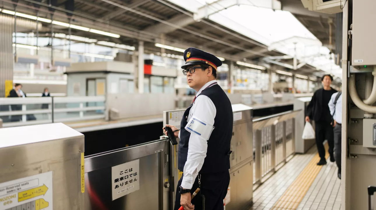 Secure Multi-Zone Monitoring